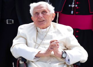 El papa emérito Benedicto XVI, acusado de inacción en casos de pedofilia en Alemania Papa Benedicto XVI