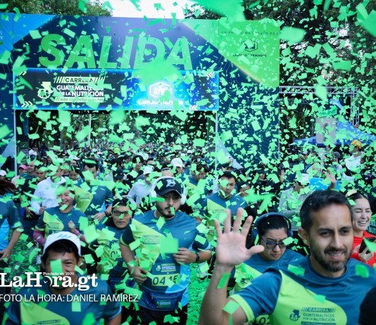 Primera edición de "Cada Kilómetro Cuenta" de Castillo Hermanos. Foto: La Hora/ Daniel Ramírez