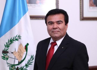Exministro Elder Súchite debe ser procesado por tráfico de influencias