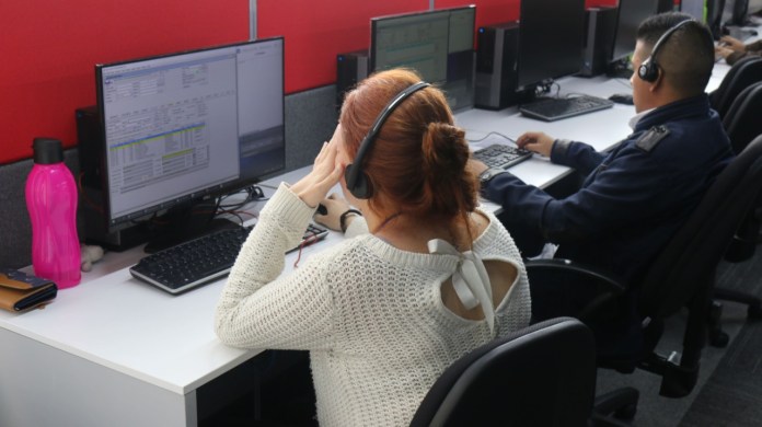 Datos del INE hacen referencia a que pocos se emplean en la formalidad y muchos son parte de la economía informal. Foto La Hora: Archivo