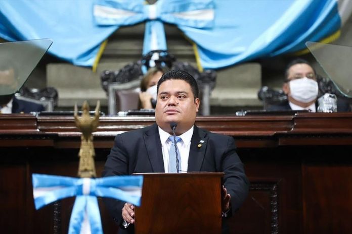 Allan Rodríguez en el Congreso de la República. 