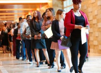 Prepara tu CV para aplicar a más de 10 mil oportunidades que 500 empresas darán en la Feria Nacional del Empleo