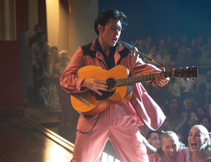 Elvis estreno