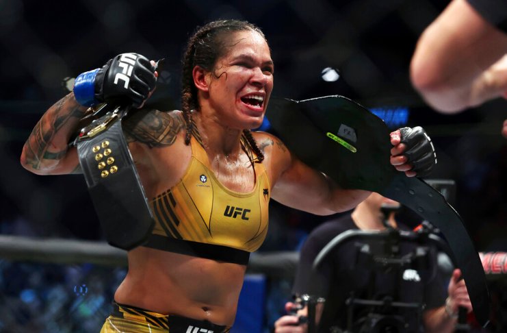 Nunes derrota a Peña y es otra vez campeona gallo de UFC