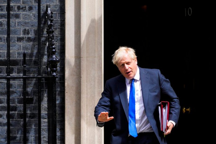 Boris Johnson renuncia