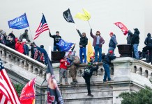 Democracia bajo asedio