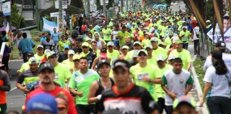 En la carrera participan familias completas y este año, la municipalidad ha habilitado 10 mil cupos. Foto La Hora: archivo