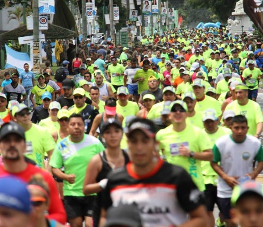 En la carrera participan familias completas y este año, la municipalidad ha habilitado 10 mil cupos. Foto La Hora: archivo