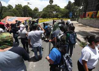 “La universidad es nuestra”: Estudiantes recuperan el control en toma de la USAC