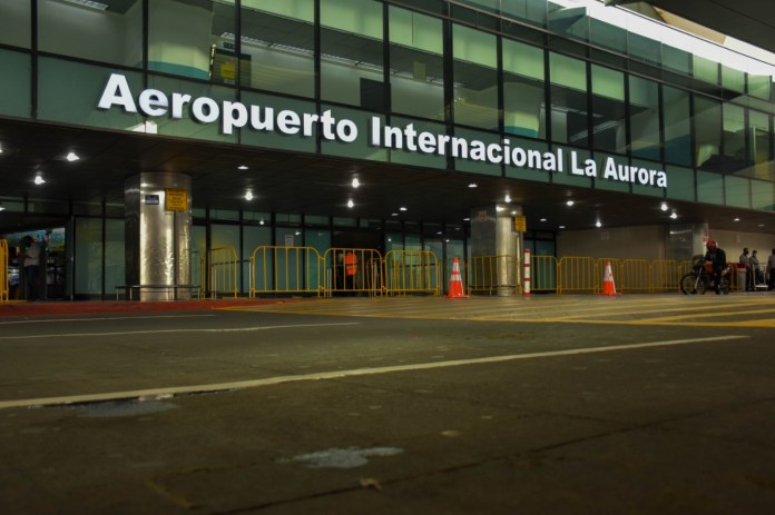 Aeropuerto Internacional La Aurora (3)
