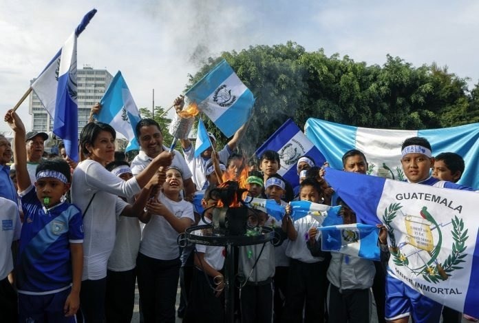 Fuego patrio: Más de 1,000 antorchas podrían recorrer la ciudad de Guatemala este 2026