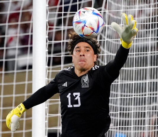 Guillermo Ochoa será convocado por México para el Mundial 2026 y, tras disputar su sexta cita mundialista, se retirará del fútbol.