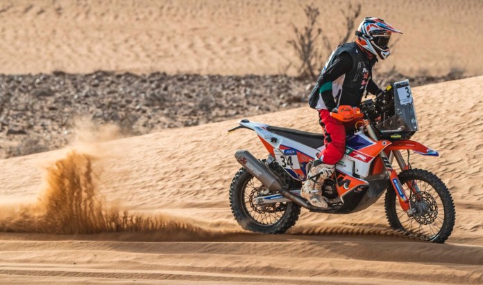 Pese a fallas mecánicas, Arredondo se consolida en el puesto 37 del Rally de Marruecos 2022