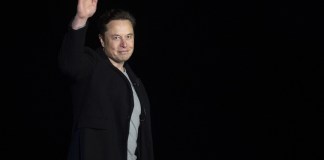 Musk dice que dejará de ser CEO de Twitter cuando encuentre sustituto