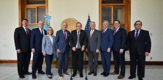 El presidente, Alejandro Giammattei, se reunió con la delegación bipartidista de senadores y congresistas de Estados Unidos que visitan el país.
