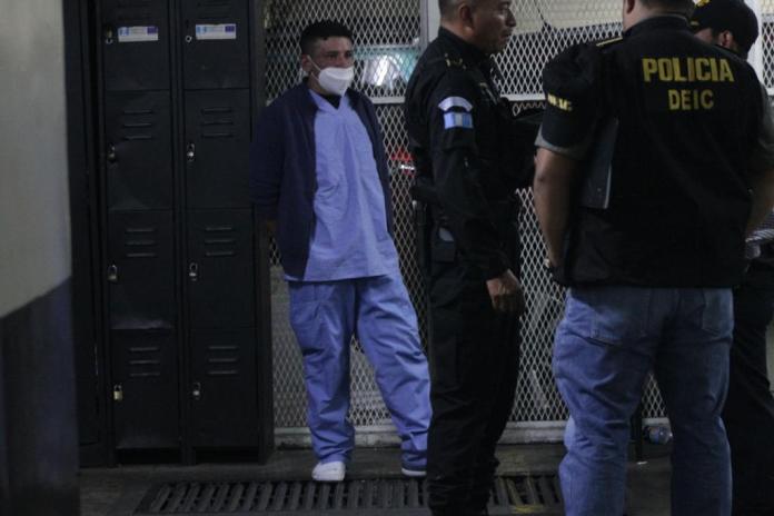 presunto pandillero que fue capturado dentro del Hospital General San Juan de Dios, en la zona 1 capitalina