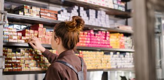 ¿Salones de belleza tendrán que pagar Q3 mil quetzales a Salud? Lo que realmente establece el Acuerdo Ministerial 146-2026 Salud publicó el Acuerdo Ministerial 146-2026 el cual ha generado confusión sobre lo que implica para los salones de belleza y negocios.