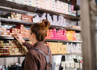¿Salones de belleza tendrán que pagar Q3 mil a Salud? Lo que realmente establece el Acuerdo Ministerial 146-2026 Salud publicó el Acuerdo Ministerial 146-2026 el cual ha generado confusión sobre lo que implica para los salones de belleza y negocios.