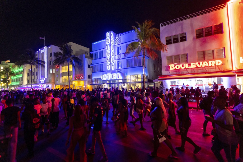 Miami Beach enfrenta violencia durante el «Spring Break»