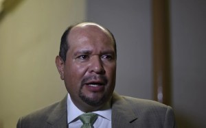 Orlando Blanco, de VOS, asume la primera secretaría del Congreso para finalizar 2025