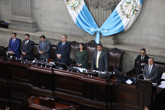 Shirley Rivera, presidenta del organismo Legislativo, convocó a una sesión de jefes de bloque para este 8 de agosto, pero no se llevó a cabo.