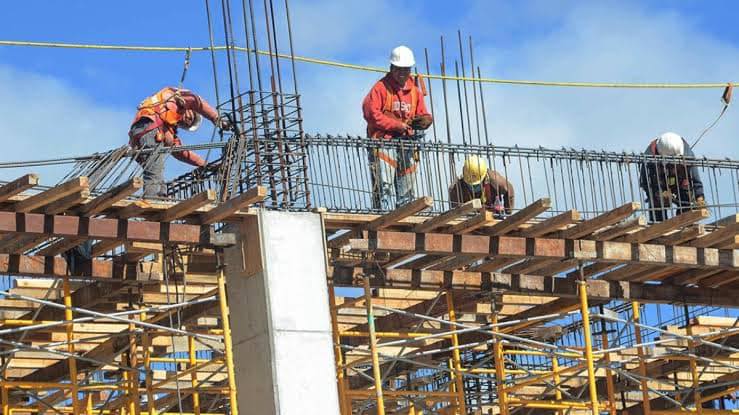 La industria de la construcción en Guatemala se ha visto afectada debido a la escasez de mano de obra, y también capacitada. Foto: La Hora / Redes Sociales