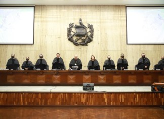 La verdadera joya de la corona de los que manejan el sistema de corrupción ha sido el absoluto control que tienen sobre todo el sistema encargado de la correcta aplicación de la ley, desde muchas de las mismas investigaciones penales hasta las sentencias en las más altas cortes, incluyendo la de Constitucionalidad.