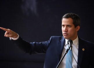 El opositor venezolano Juan Guaidó, llegó "de forma segura" a Miami con el apoyo de los EE.UU.