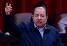 Ortega no para y se lanza por las iglesias: congela cuentas bancarias Según explicó La Prensa Nicaragua, el régimen de Daniel Ortega ordenó congelar las cuentas bancarias de varias diócesis del país. Foto La Hora/La Prensa Nicargua