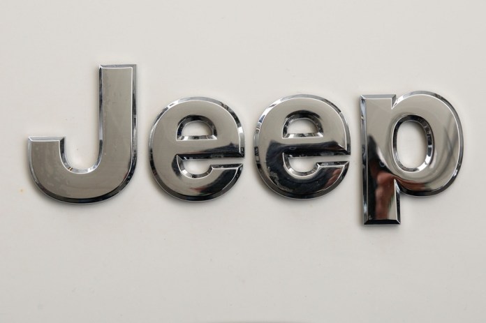 Stellantis le ha pedido a los propietarios de casi 220.000 SUVs Jeep Cherokee
