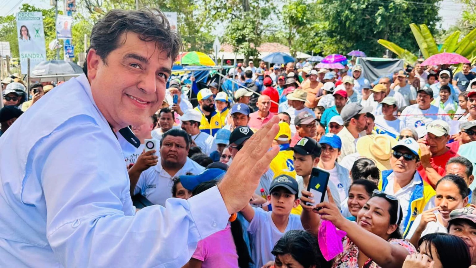 Crece tensión por candidatura de Carlos Pineda, candidato presidencial de PC
