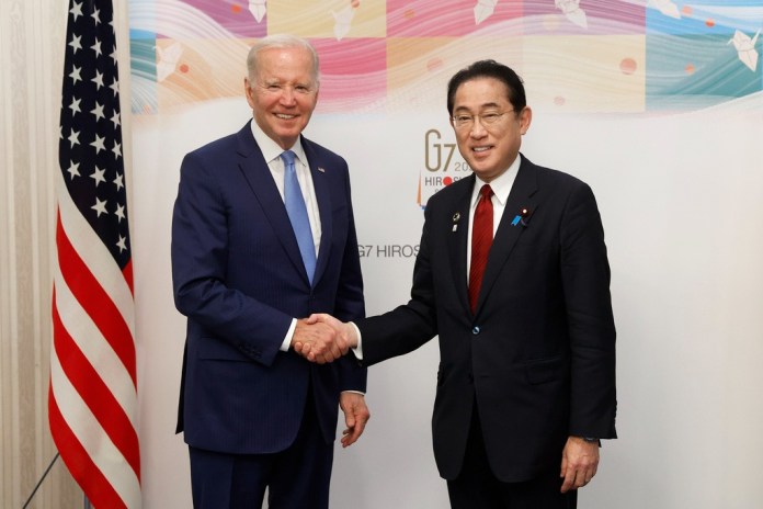 El presidente estadounidense Joe Biden y el primer ministro japonés Fumio Kishida