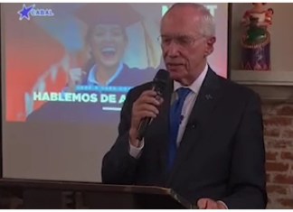 El candidato a la presidencia por el partido Cabal