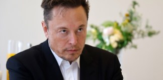 Elon Musk acusó a Microsoft