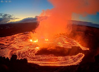 El volcán Kilauea en Hawai el 7 de junio de 2023. Foto de cámara web suministrada por el Servicio Geológico de Estados Unidos