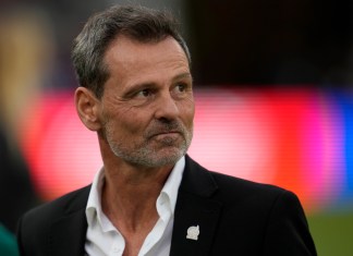 El técnico de México Diego Cocca previo al partido amistoso contra Camerún, el sábado 10 de junio de 2023, en San Diego.