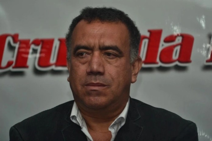 Martínez Loayza, Valor Zury Ríos