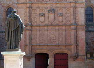 La Universidad de Salamanca.