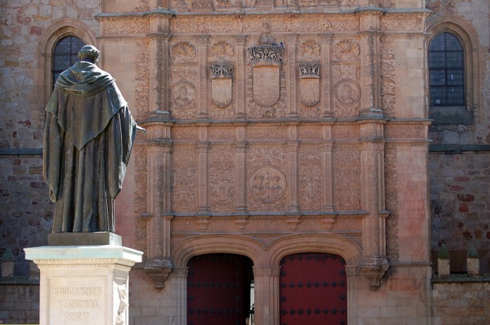 La Universidad de Salamanca.