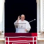 El papa Francisco cumple 12 años de pontificado, desde aquel 13 de marzo de 2013, cuando se presentó al mundo en el balcón de la logia central de la basílica de San Pedro. Foto La Hora: AP Archivo.