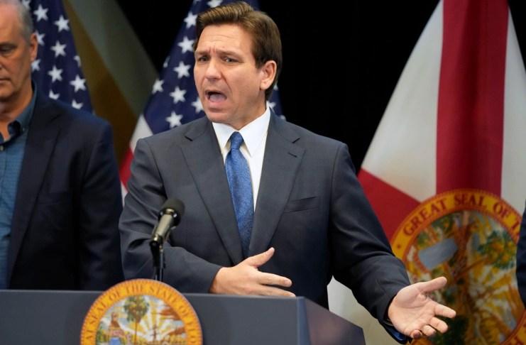 Foto de Archivo. El gobernador de Florida, Ron DeSantis. Foto: Archivo / AP / La Hora.