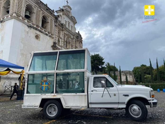 La muestra inició el pasado lunes 24 de julio en el atrio de la iglesia San Francisco el Grande, en La Antigua Guatemala.