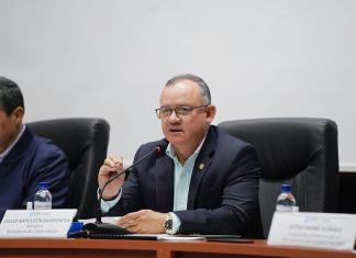 El Ministro de Gobernación, Napoleón Barrientos agradeció a los agentes de la PNC por haberle brindado seguridad a los guatemaltecos que asistieron a los centros de votación.