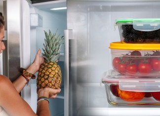 En recipientes las frutas y verduras se conservan mejor dentro del refrigerador.