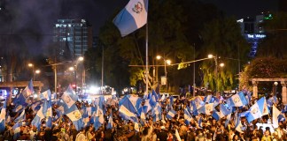 El favorito sorpresa Bernardo Arévalo obtuvo la victoria en las elecciones presidenciales de Guatemala el 20 de agosto, con su mensaje anticorrupción encendió a los votantes cansados.