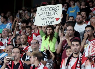 Cada vez son más las voces que denuncian al presidente de la Federación Española de Fútbol, ​​Luis Rubiales, tras su beso forzado en los labios de la centrocampista española Jenni Hermoso en la final del Mundial femenino.