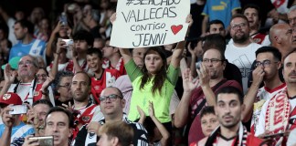 Cada vez son más las voces que denuncian al presidente de la Federación Española de Fútbol, ​​Luis Rubiales, tras su beso forzado en los labios de la centrocampista española Jenni Hermoso en la final del Mundial femenino.