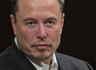 La bienvenida a mensajes políticos potencialmente engañosos en X se produjo menos de una semana después de que el expresidente Donald Trump publicara allí para el primera vez desde enero de 2021.