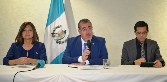 En la publicación del presidente electo se adjuntó un pronunciamiento de Almagro.