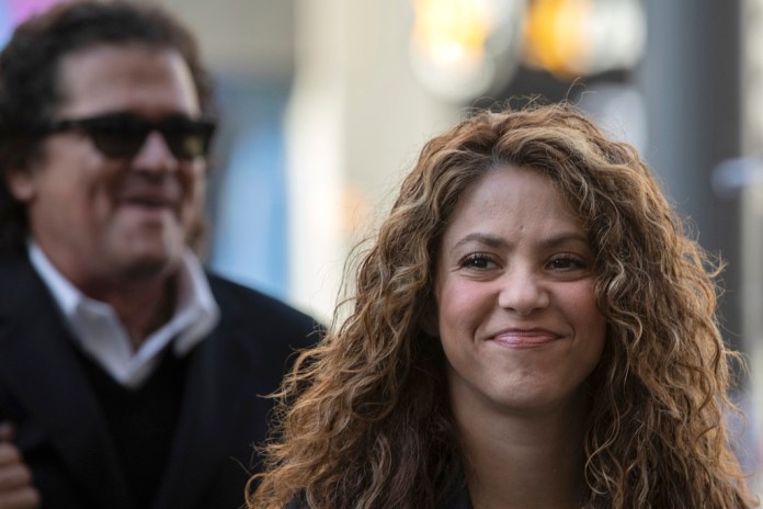 La cantante colombiana Shakira llega a un tribunal de Madrid, el 27 de marzo de 2019.